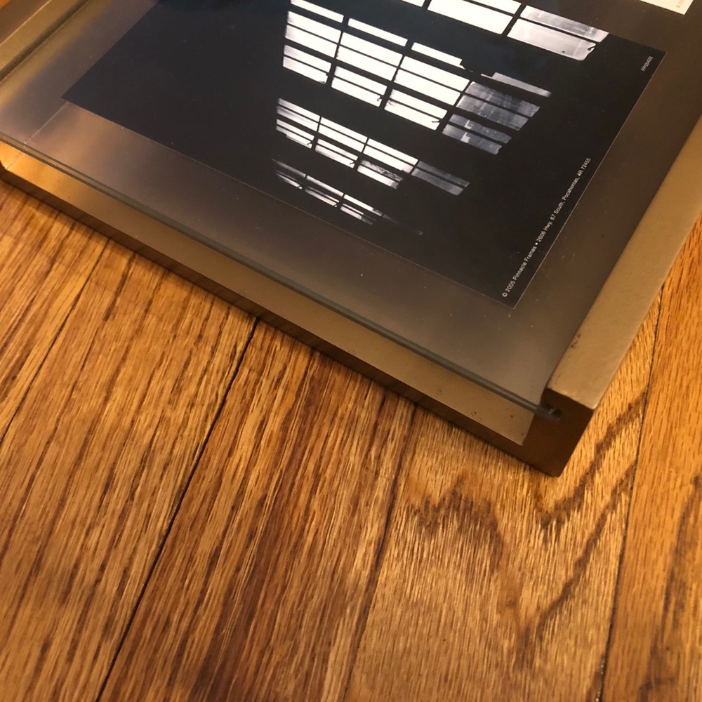 Floating Glass Picture Frame - Picture 7 of 13